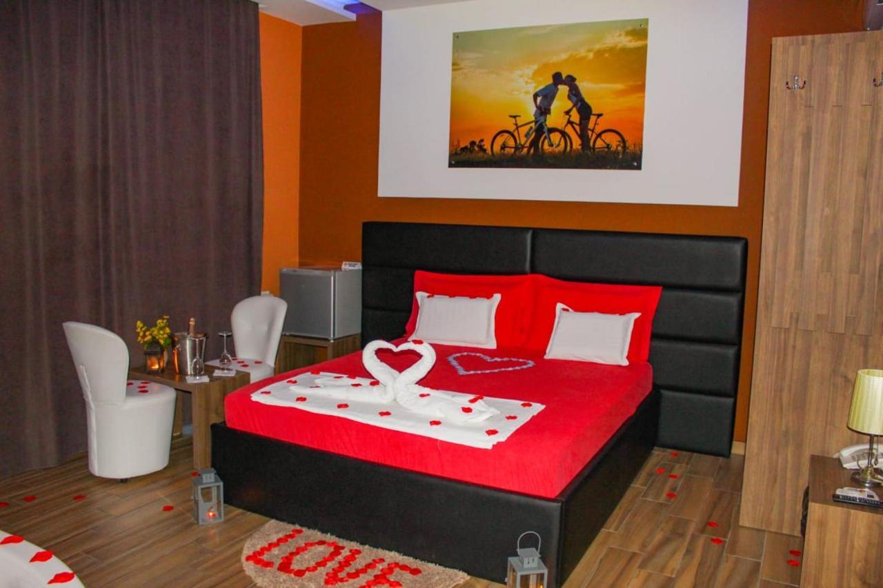 Hotel Golden Shkoder Ngoại thất bức ảnh