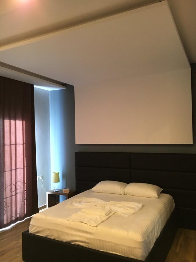 Hotel Golden Shkoder Ngoại thất bức ảnh
