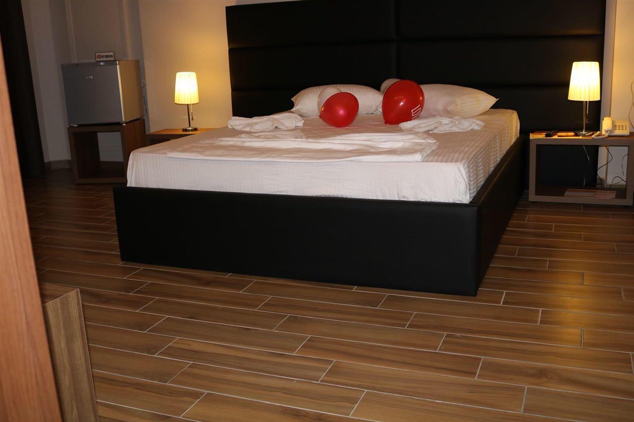Hotel Golden Shkoder Ngoại thất bức ảnh