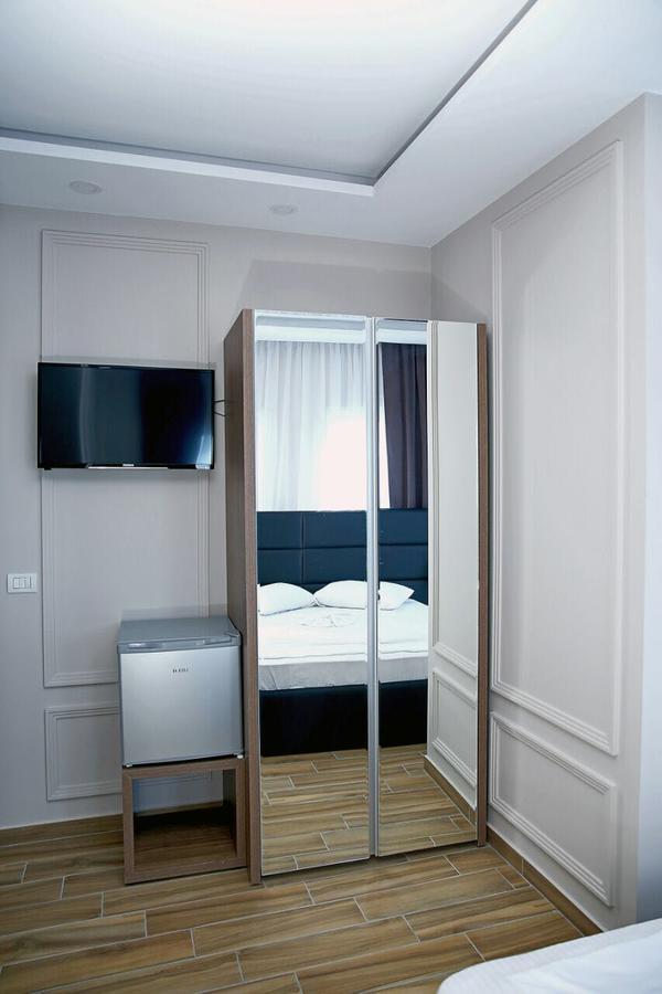 Hotel Golden Shkoder Ngoại thất bức ảnh